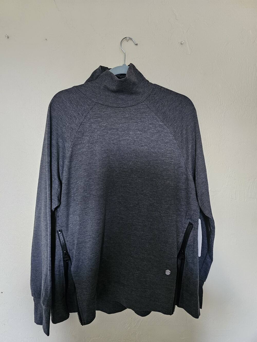 NWT Jones New York Sport High Neck Side-Zip Pullover L